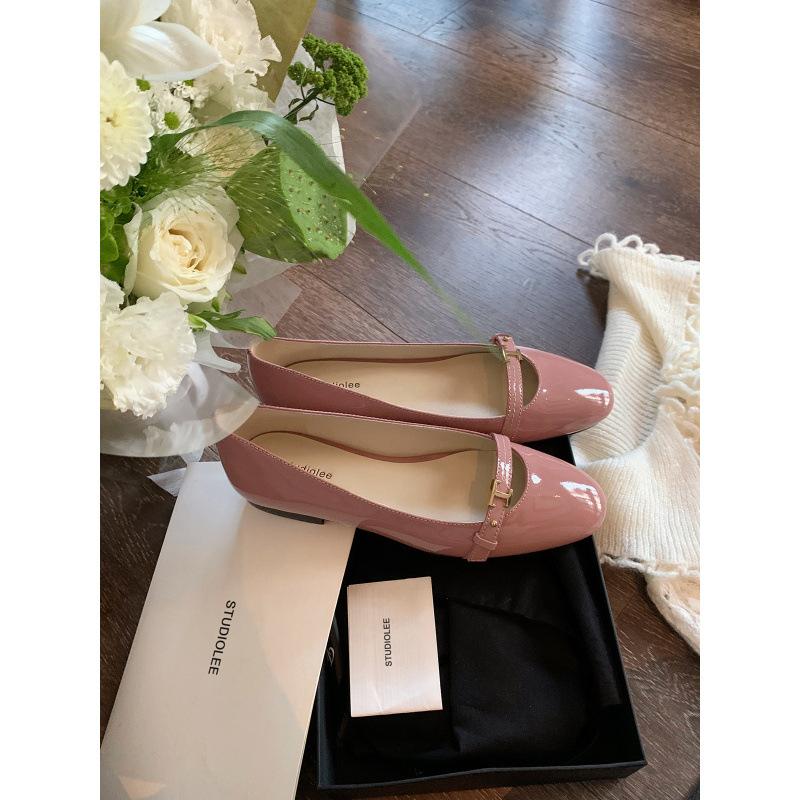 Shoes temperament small round head one-word buckle with patent leather flat bottom commuting single shoes women's spring