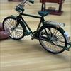 Kit Modelo de Bicicleta Vintage - Conjunto Miniatura de 51 peças com Inflador e Estojo, Liga de Alumínio, Presente de Colecionador e Decoração.