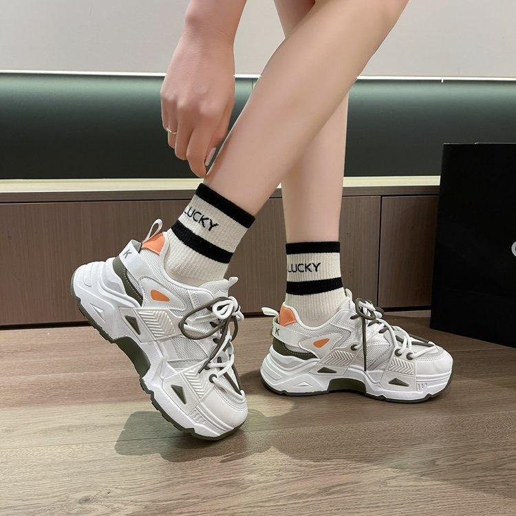 

Весна 2024 новые маффины толстая подошва круглый носок шнуровка увеличивающие рост женские туфли цветовая гамма тренд повседневные спортивные папины кроссовки женские 40 синий