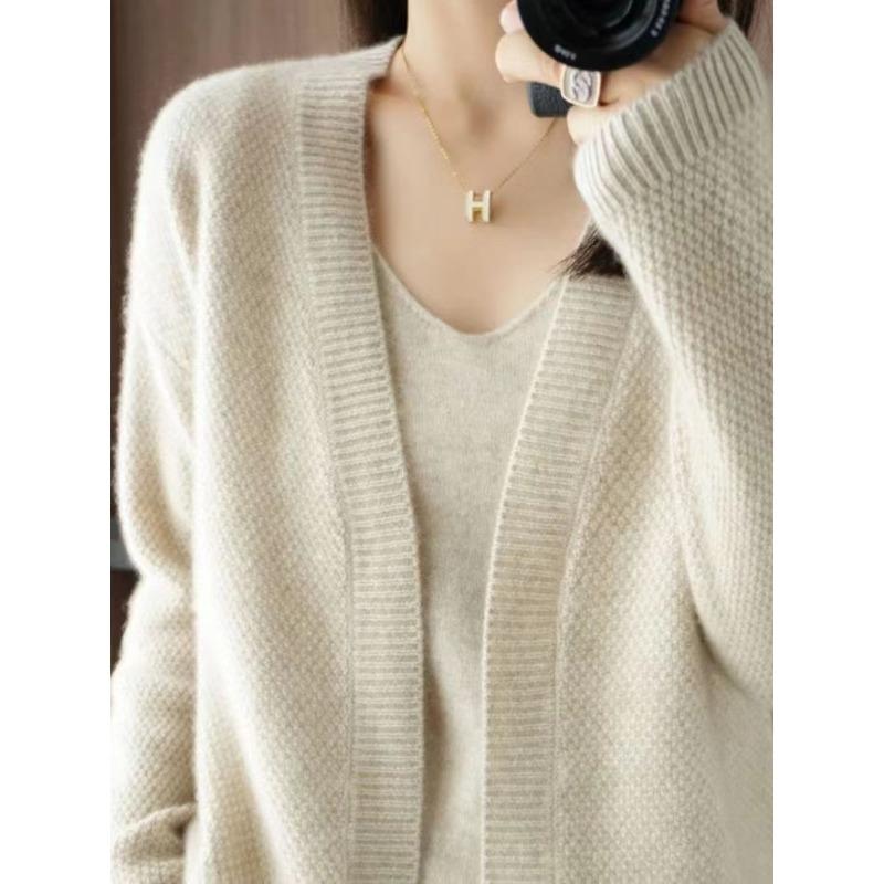 

Осень и зима новый свободный вязаный кардиган на бретелях однотонный темпераментный комплект из двух предметов свитер с V-образным вырезом женское пальто One Size