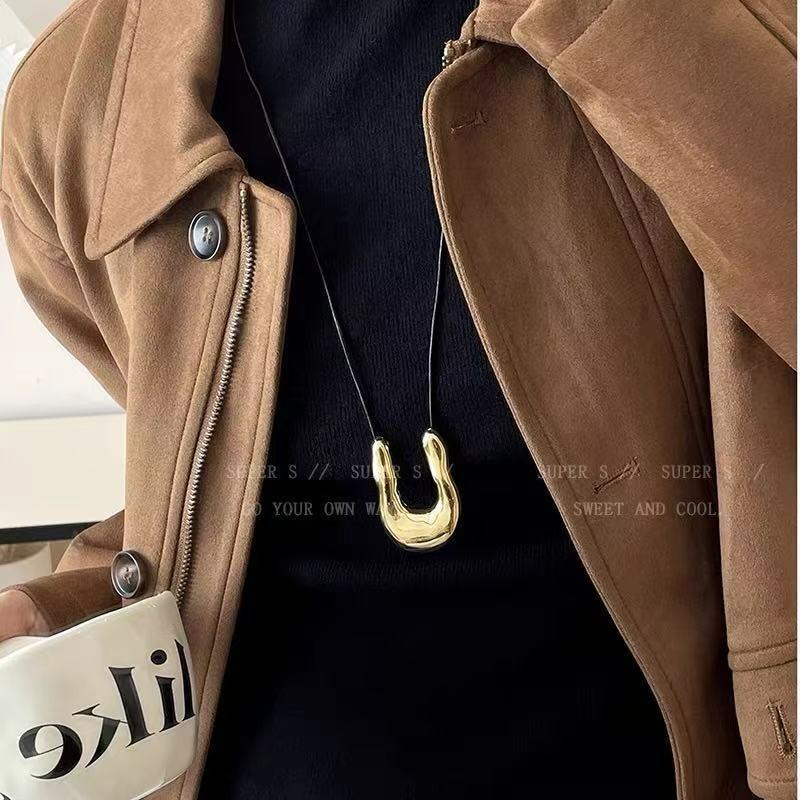 Retro Autumn and Winter Long Necklace Women's High-end Sweater Chain Niche Design Accessories