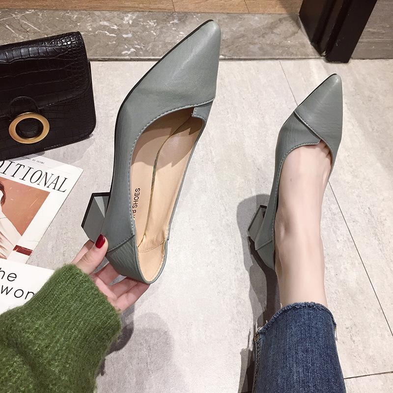 Work shoes Professional women's shoes Two wear medium heel pointed versatile single shoes Beige high heels Women's thick heel