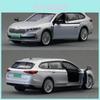 Skoda Superb Legierungs-Automodell Mit Öffnenden Türen Und Lichtern Für Sammler