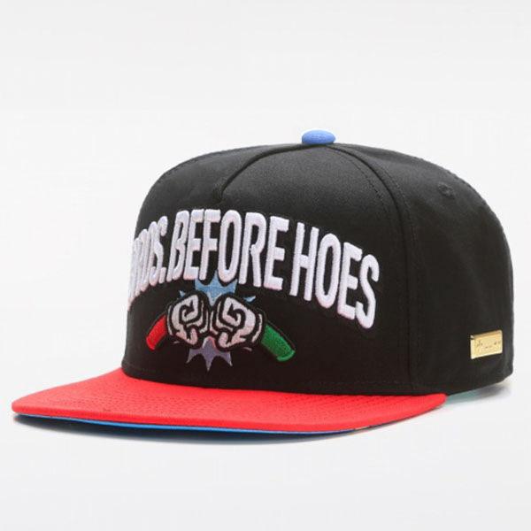 New Luxury Letters Fashion Flat Brim Snapback Hat for Men Women Adult Outdoor Adjustable Sun Baseball Cap Designer Cap Men