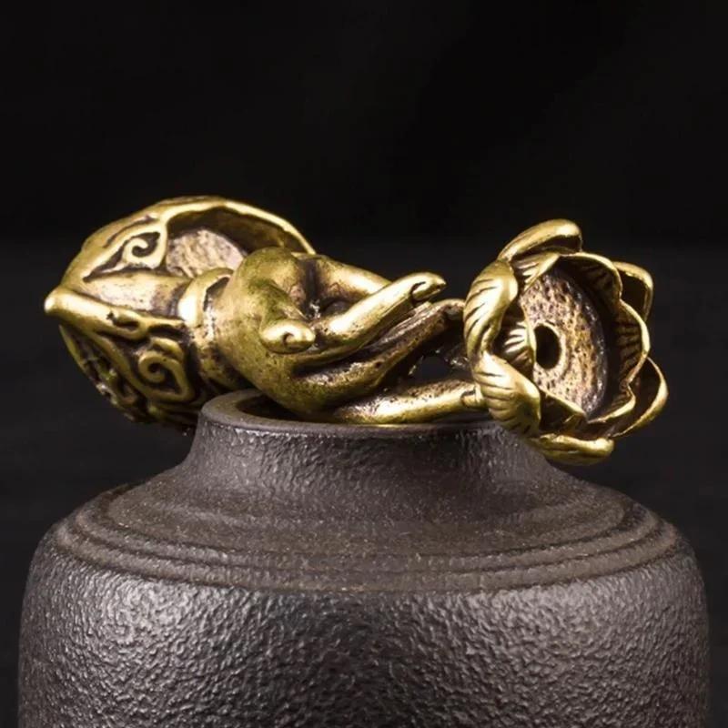 Retro smilkalų lazdelės žalvario arbatos ceremonijos ornamentai bergamotės atgalinio srauto variniai lotoso smilkalų degikliai budistų šventykla namų dekoras