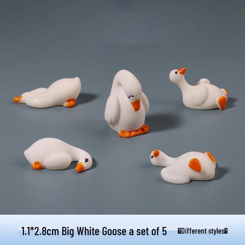 In Stock Hot-Selling Panda Doll Resin Craft Ornament for Micro Landscape Decor