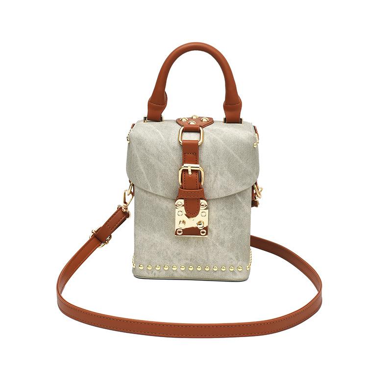 

Сумки женская сумка 2025 новая европейская и американская мода сумка через плечо с заклепками нишевая ретро портативная сумка-мессенджер в виде коробки серый