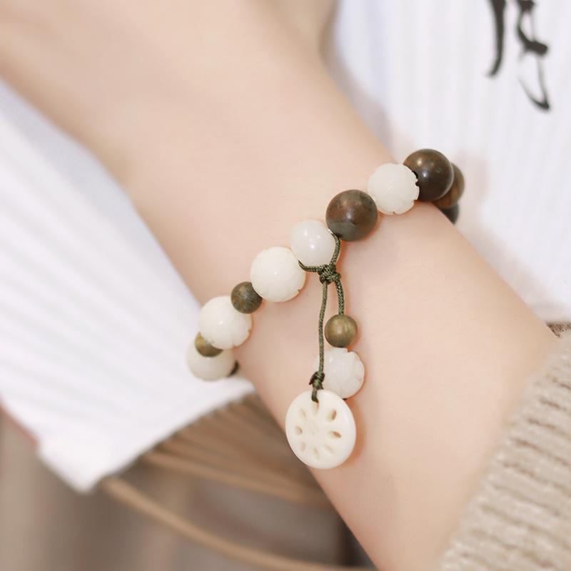 

Jiaou Tiancheng Natural Green Sandalwood Bracelet, New Chinese Style Green Bracelet, Women s Antique-Inspired Gift Jiaou Tiancheng One