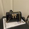 Piccola Cravatta a Papillon Quadrata Borsa a Tracolla Semplice ed Elegante a Spalla Singola