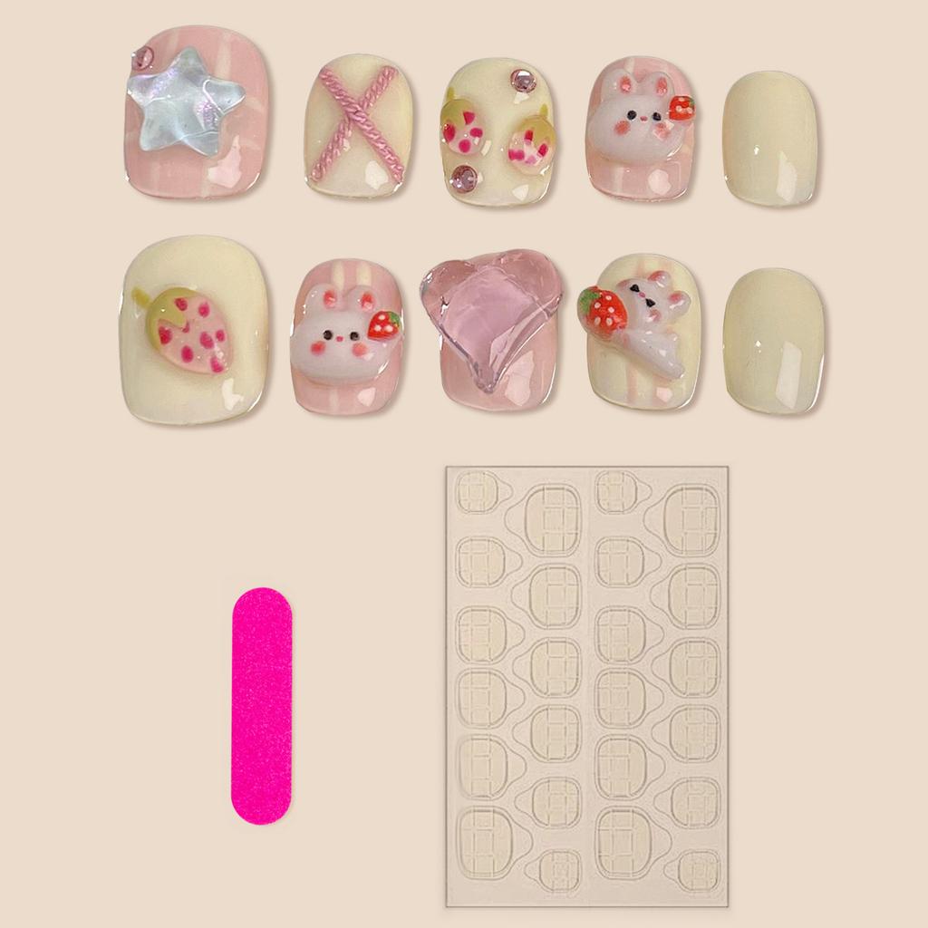 Gentle Pink Short Fake Nails with Rhinestone with Harmless and Smooth Edge Nails for Fingernail DIY Decoration