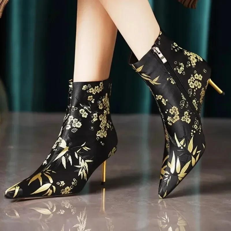 Fashion Hot Selling 2025 Winter Fashion Women Boots High Heel Sexy Chelsea Boots Pointed Toed Party Shoes Female Trend Ankle Boots Mujer