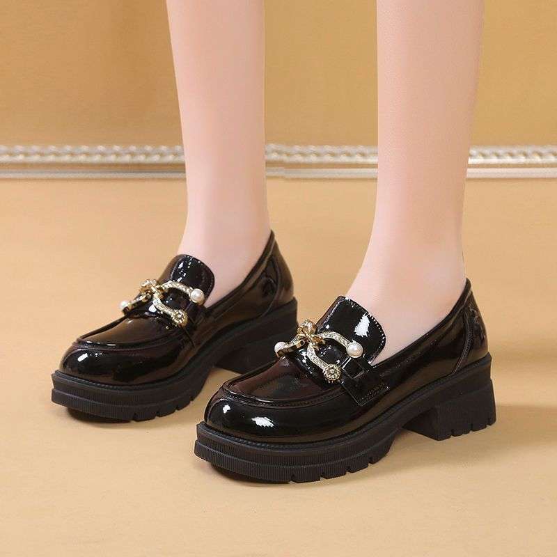 Loafers Women's 2025 Spring and Autumn New Round Head Bright Leather British Style Thick Sole Heightening Small Leather Shoes One Pedal College Shoes