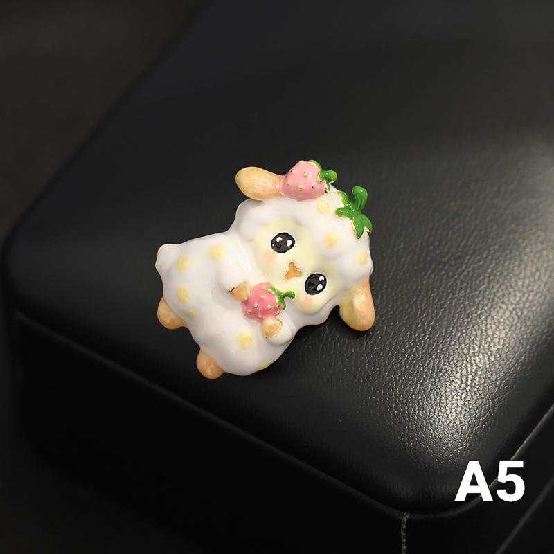 Shiny Sheep Goat Animal Brooch Rhinestone Pearl Decor Lapel Pin Elegant Women Jewelry for Coat Dress Bag Daily Decoration