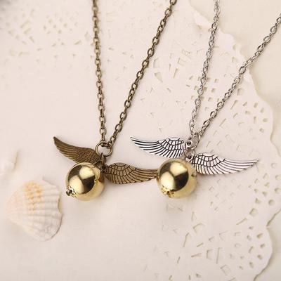 A Peripheral Accessory Wing Accessory Zinc Alloy Necklace Suitable For Daily Wear