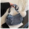 Women's Large Capacity Denim Crossbody Bag - Trendy Retro Shoulder Bag for Casual and Commute