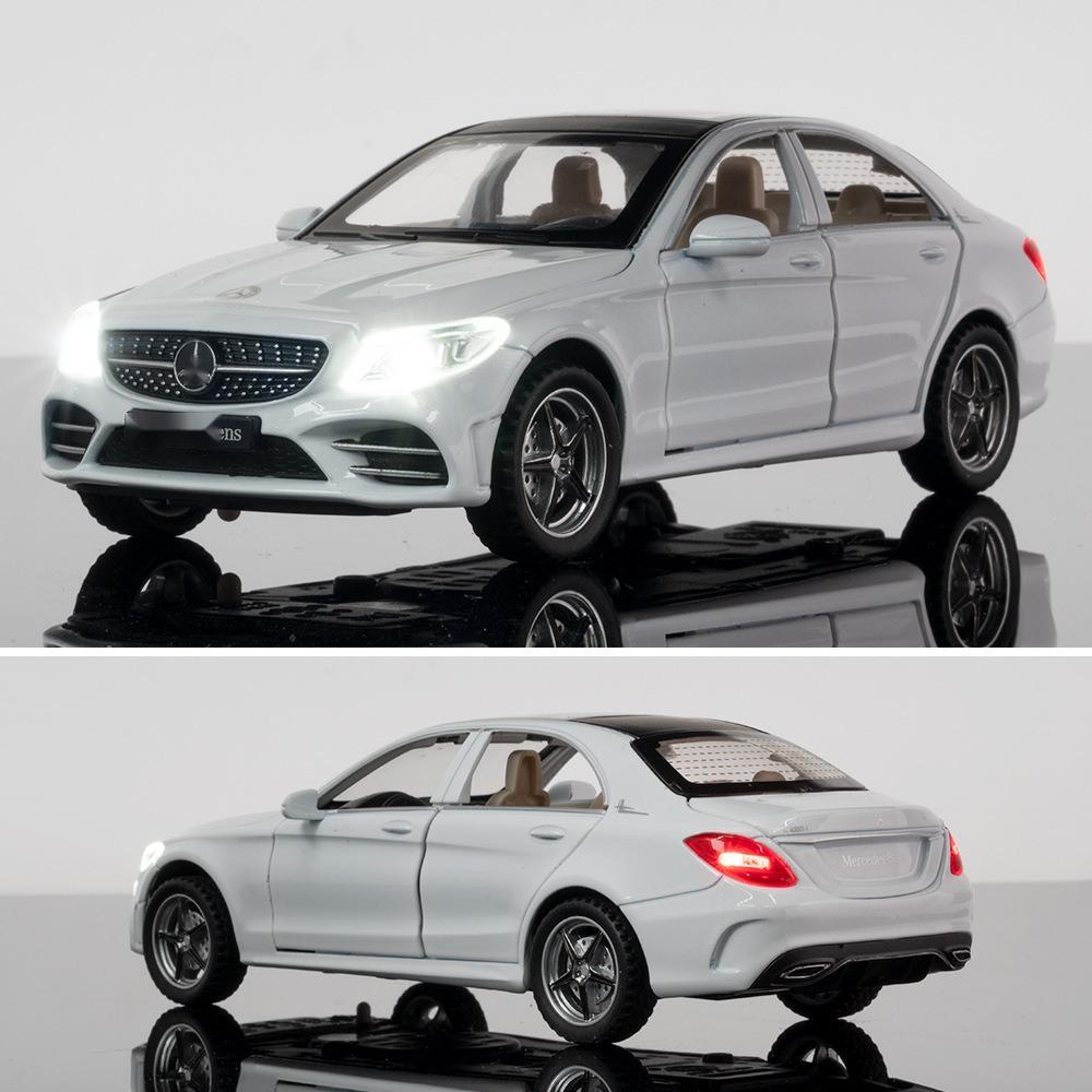 1:32 Scale Benz C260L Diecast Alloy Model Car Toy, Pull Back Vehicle with Sound and Light for Kids Adults Gift Collection