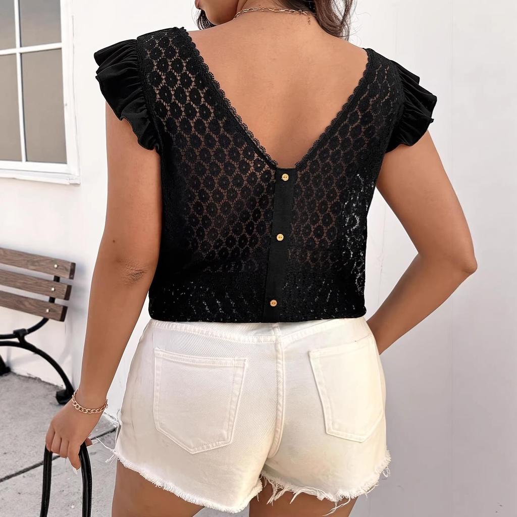 Plus Size Women's Lace Patchwork Button-Decorated Short Sleeve Top