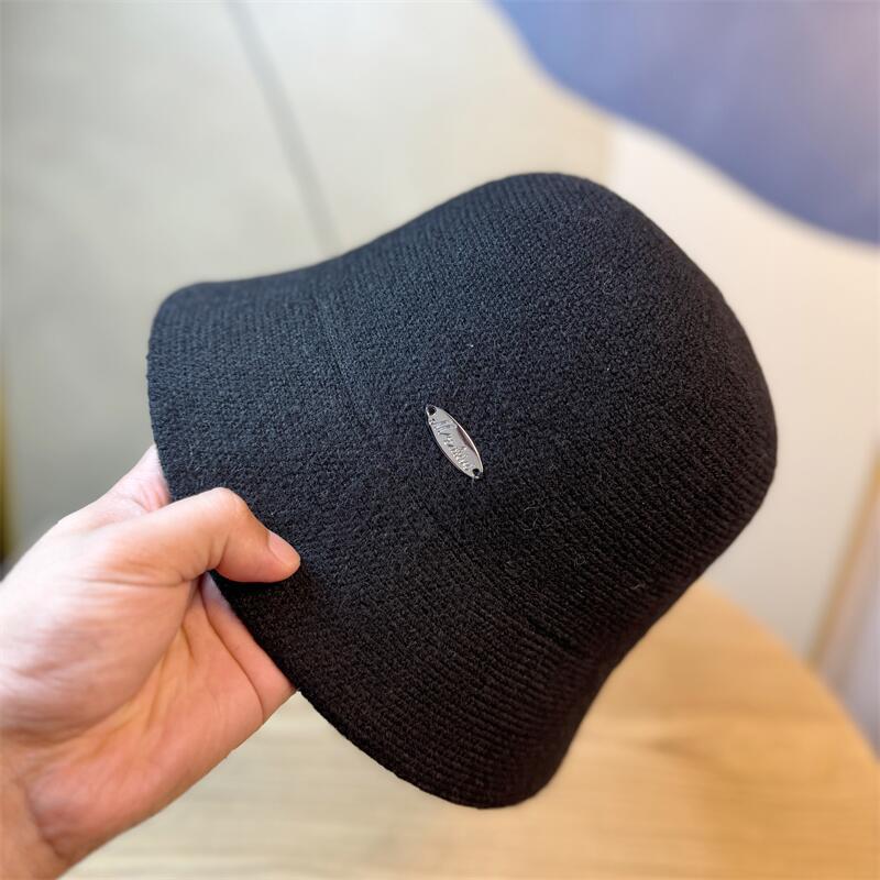 Bucket Hat Women's Autumn and Winter Retro Big Eaves Round Face Warm Face Cover Basin Hat Black