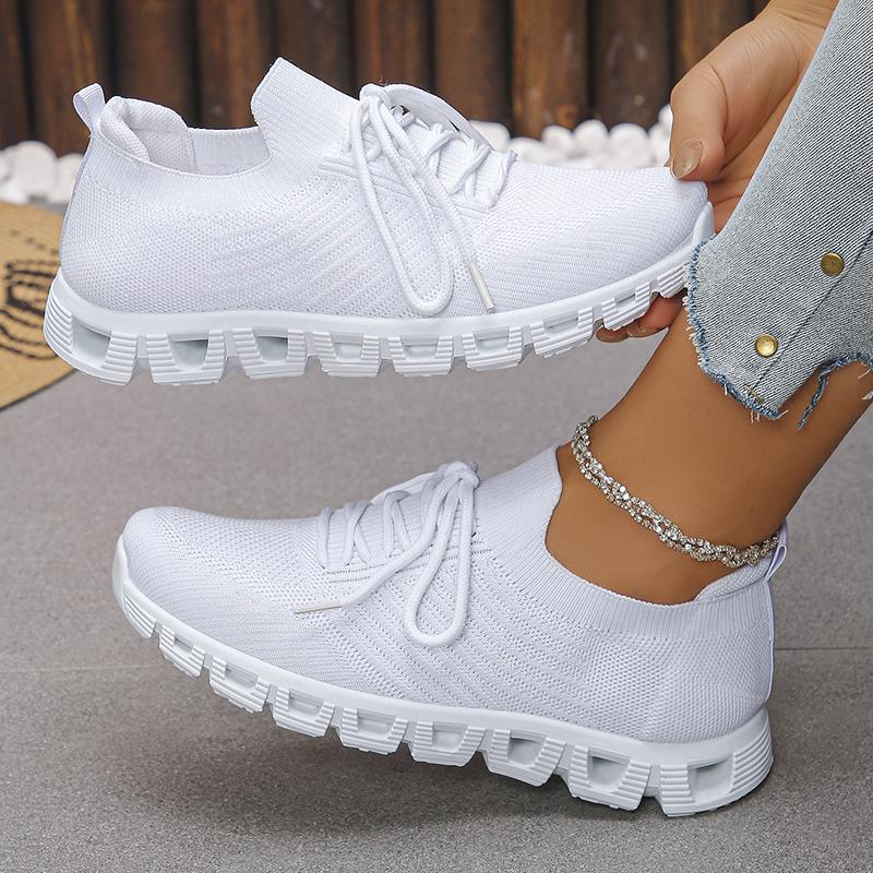 Fashion Women's Breathable Lightweight Running Shoes Plus Size Mesh Knitted Platform Sneakers Woman Fashion Non Slip White Tennis Shoes