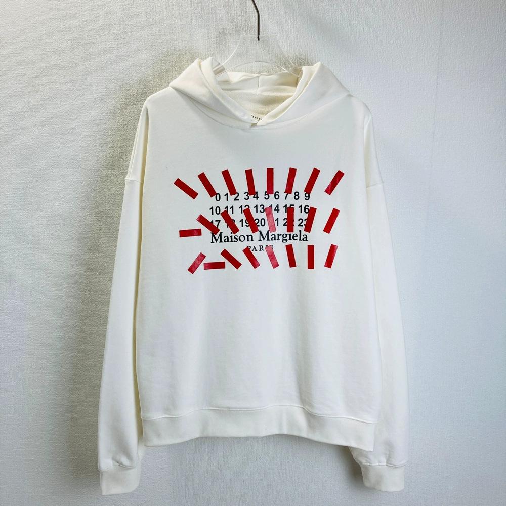 Unisex Margiela Hoodie: Lockere Passform, Umgekehrtes MM6-Logo, Reine Baumwolle, Rundhalsausschnitt, Trendiger Stil