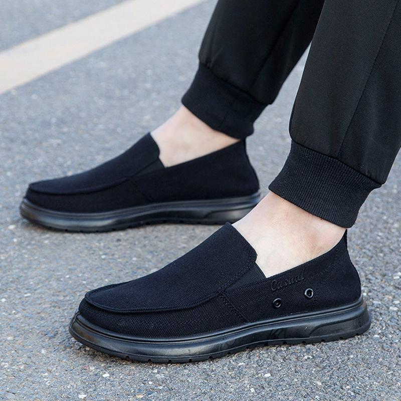 New Men Vulcanized Shoes Casual Lazy Men Shoes Comfortable Slip On Loafers Men Canvas Shoes Breathable Mens Summer Sneakers