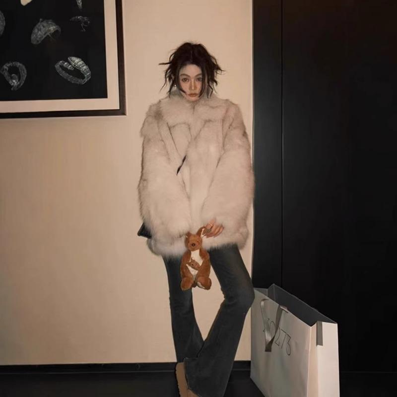 Jacket new fashion temperament trend winter thickened women's warm imitation fox fur coat