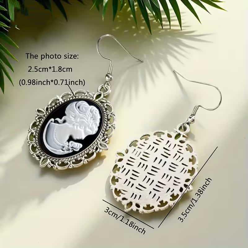 Victorian-Style Embossed Portrait Earrings & Necklace Set - Renaissance Jewelry Gift for Women