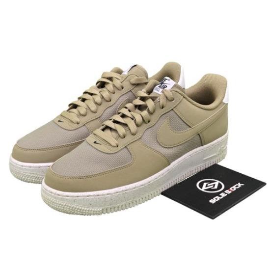 

Nike Air Force 1 07 LV8 Нейтральный оливковый FJ1954-200 EU 44 оливковый/чёрный