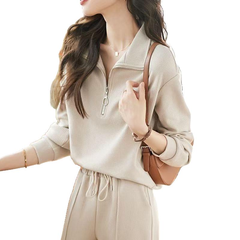 Casual Sportswear Two-piece Set - Spring/Autumn Simple Collar Pullover and Loose-waist Long Pants for Women's Outfit