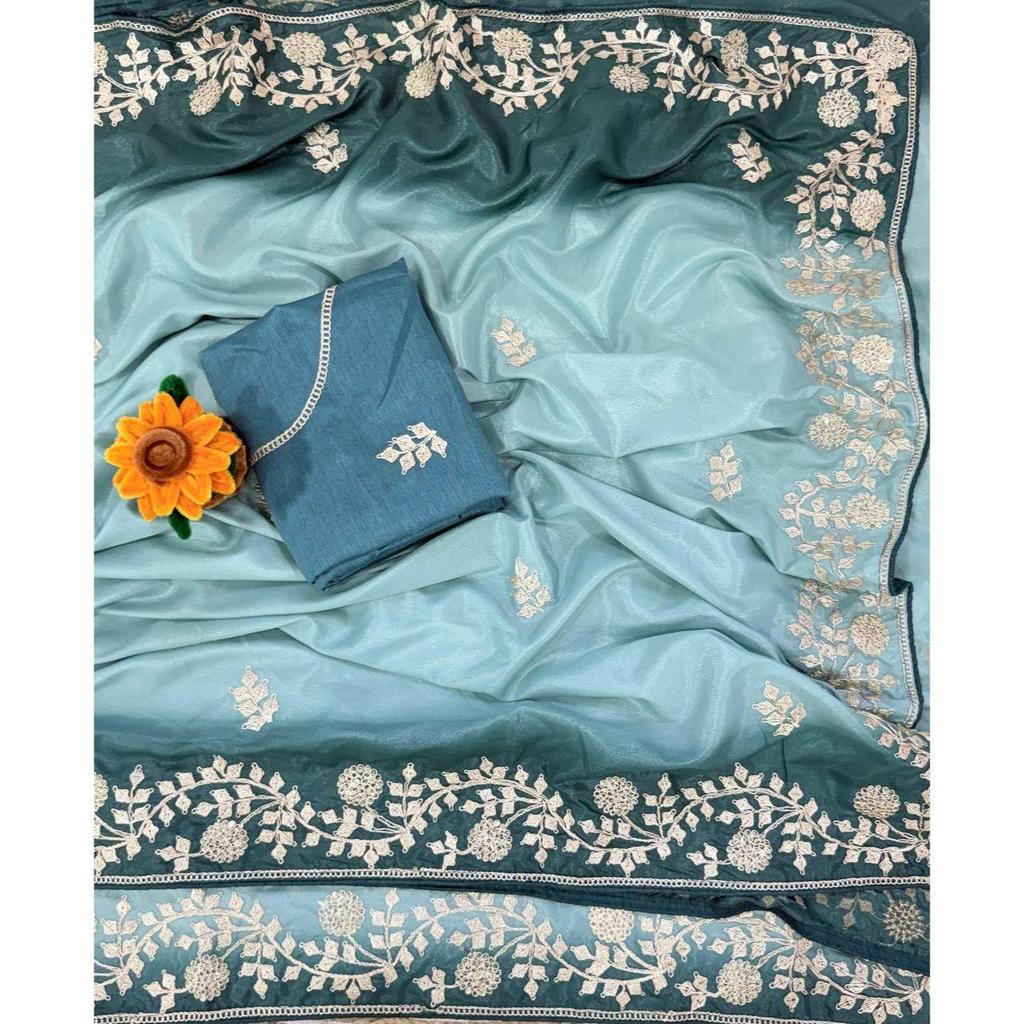Căptușeală premium Mătase Chinon cu fir de aur și paiete pallu saree