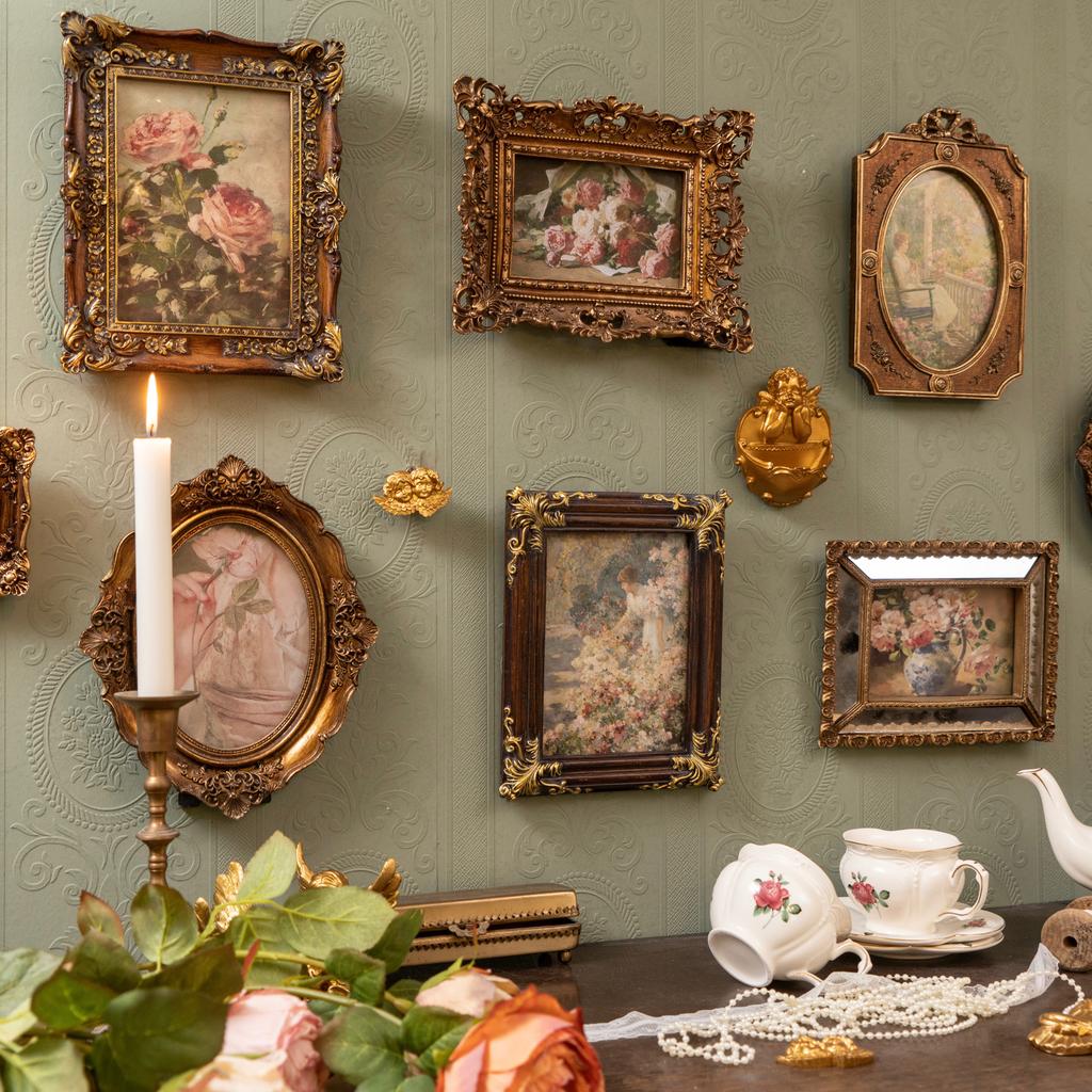 European Vintage Artistic Luxury Relief Photo Frame Resin Adornments Home Room Wall Murals Picture Frame Decoration Accessories