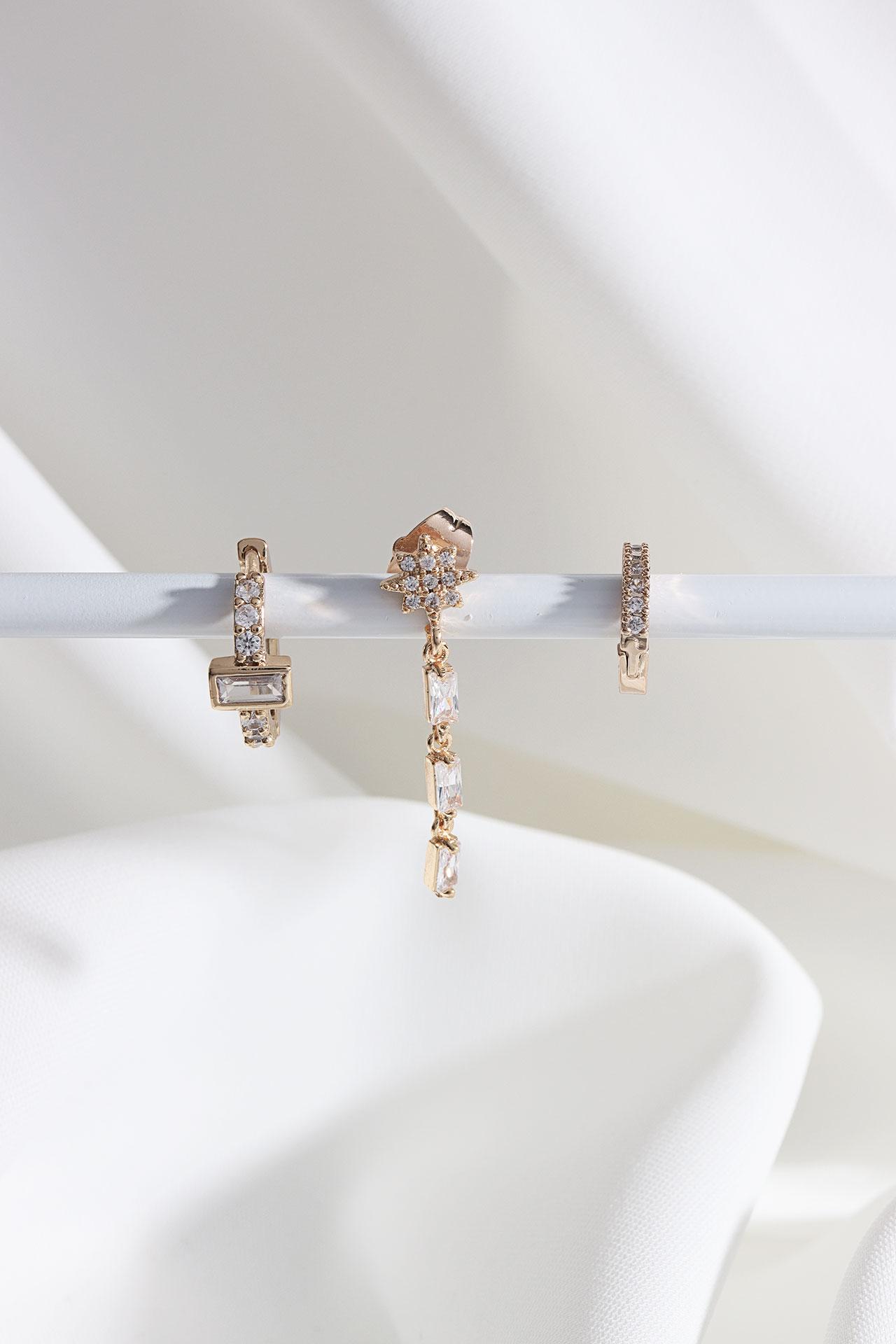 

Серьги-кольца золотистого цвета с камнями багет из трех частей Vip Collection