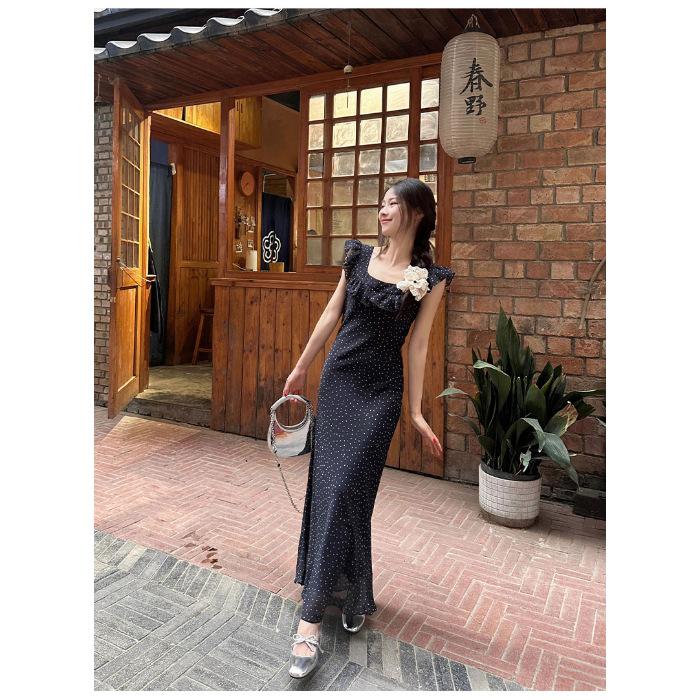 Korean version of French coffee break polka dot dress summer lace-up waist small flying sleeve long dress seaside vacation mesh skirt