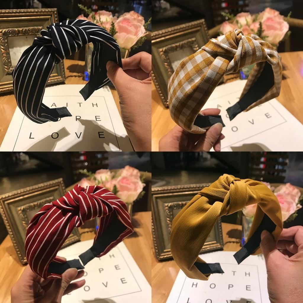 Stylish Women's Cute Hair Band With Twist Band And Wide Brimmed Design For Effortless Chic