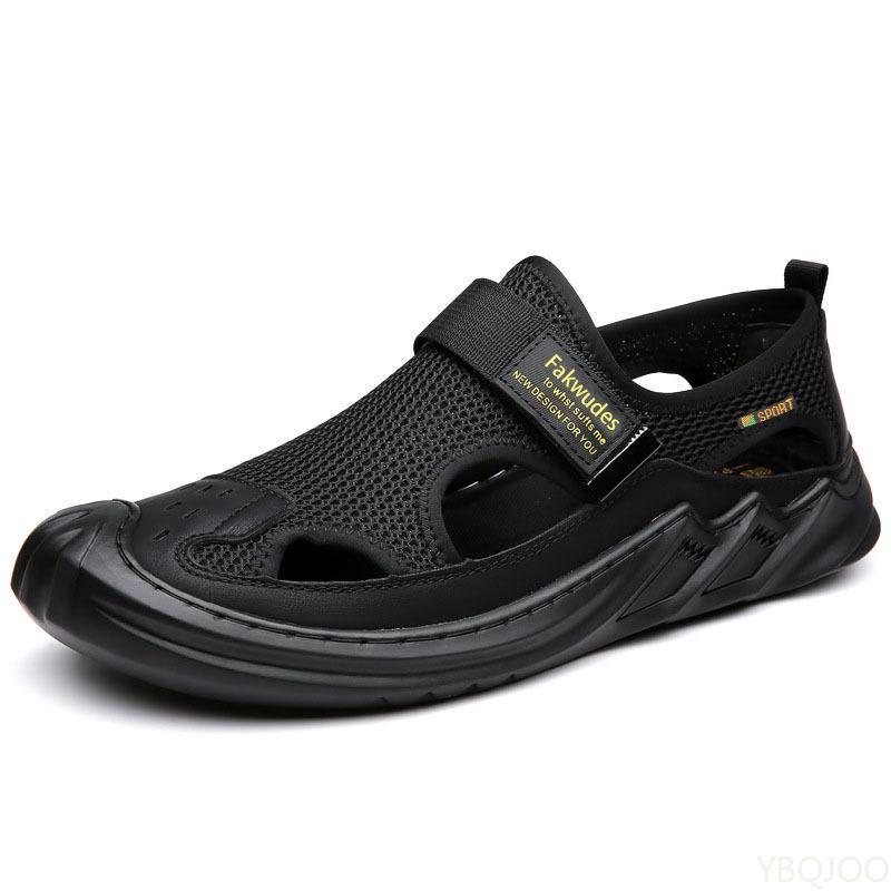 2025 Men's new Sandals Soft soled breathable lazy Shoes Hollow out casual mesh shoes Lightweight comfortable Male sandals Homme