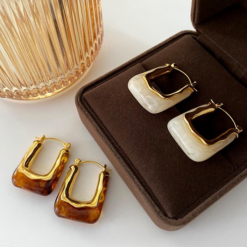 Square Maillard Earrings Autumn and Winter Earrings French Retro Design Temperament Foreign Style Small Fragrant Style Ear Buckle