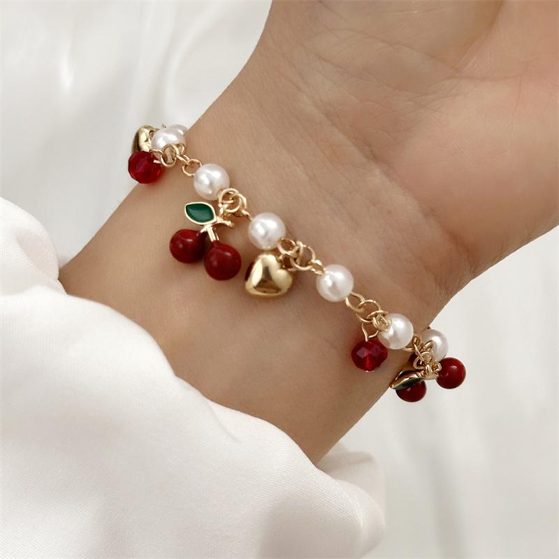 Dolce Carino Rosso Fragola Ciliegia Cuore Perla Ciondolo Bracciale Nuova Moda Y2K Frutta Colore Oro Catena Gioielli Regali per Feste 2025