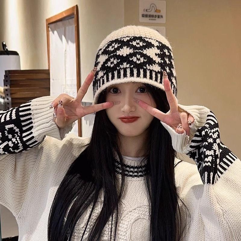 Small face retro Fair Island knitted wool hat women's autumn and winter versatile hat thermal head hat cold hat