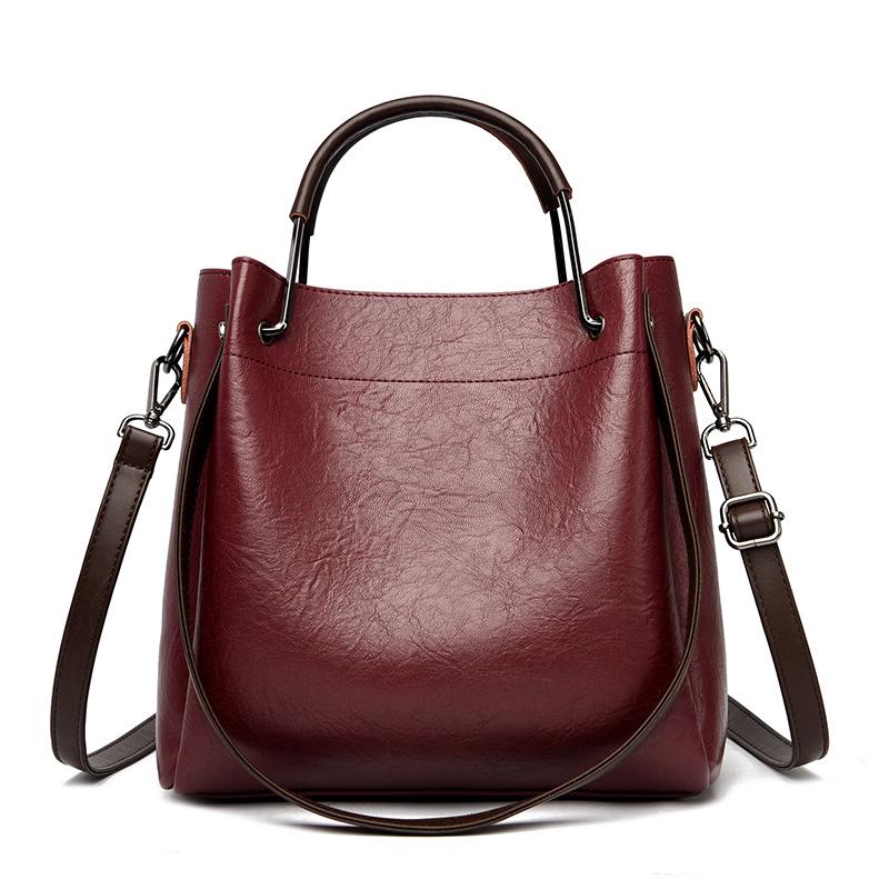 

2026 Women s Retro Trend Large Capacity Bucket Shoulder Bag