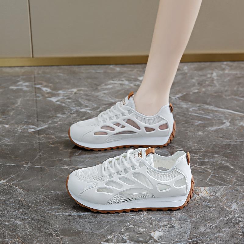 Hollow mesh white shoes 2025 summer new breathable Forrest Gump shoes casual soft sole hole sports shoes women's mesh shoes