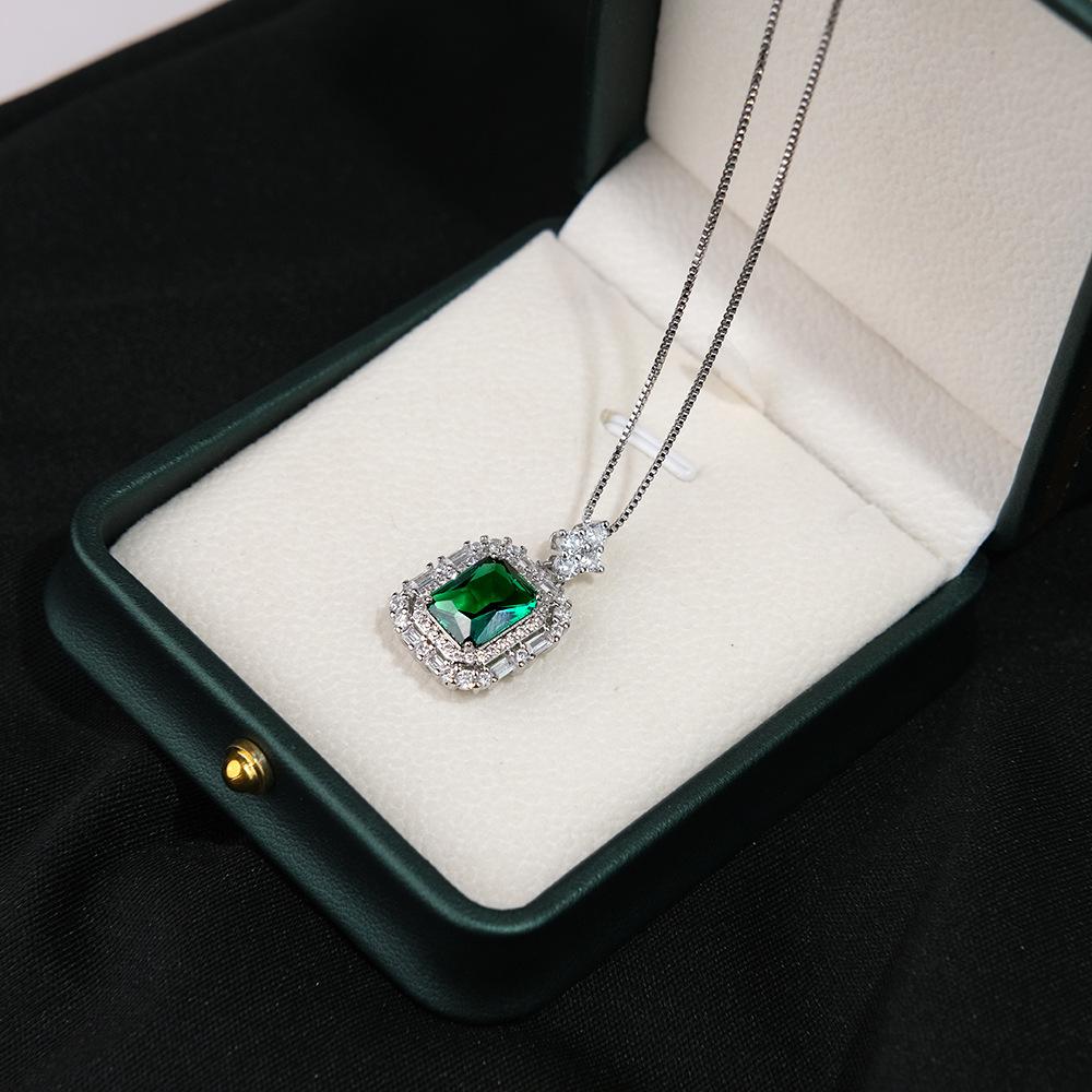 925 Sterling Silver Light Luxury Green Square Zircon Necklace Birthday Anniversary Wedding Party Gift