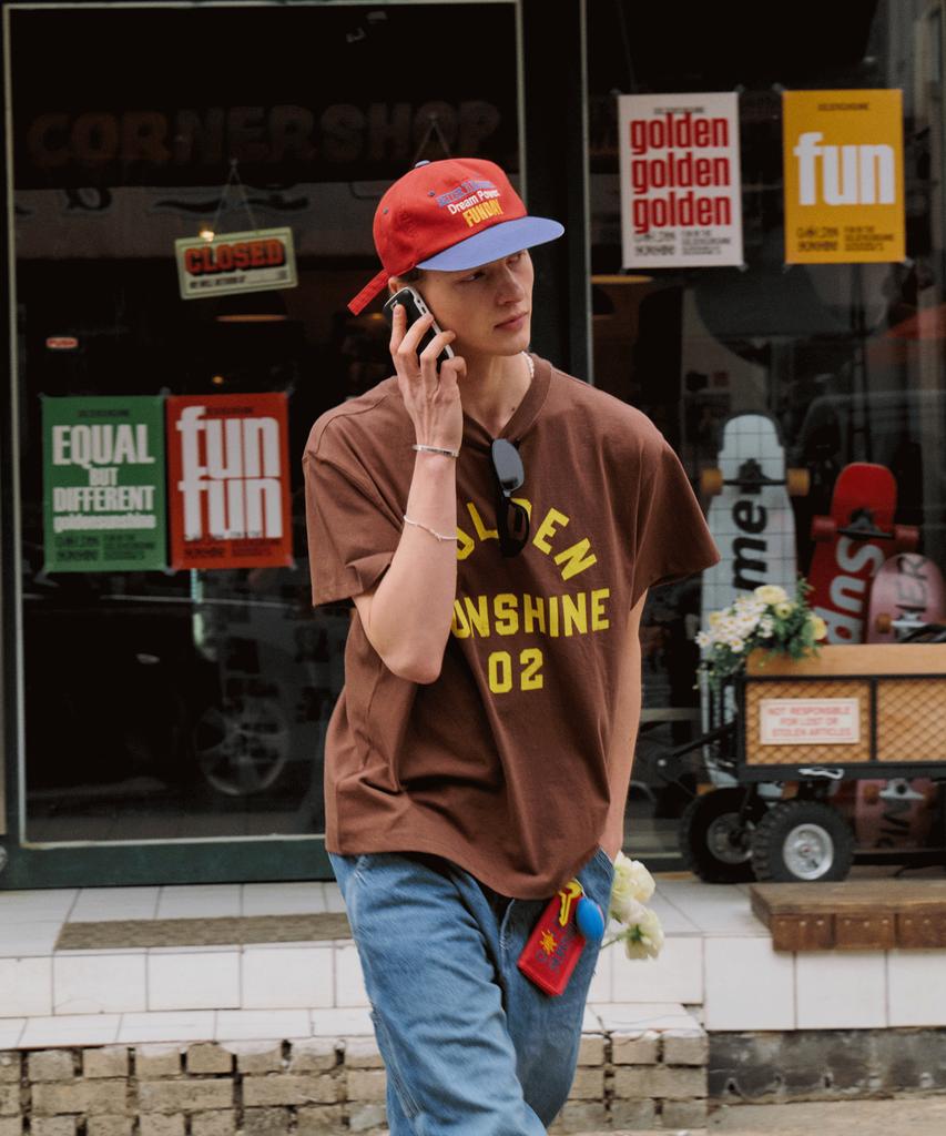 GOLDEN SUNSHINE Comfort Tee_Brown