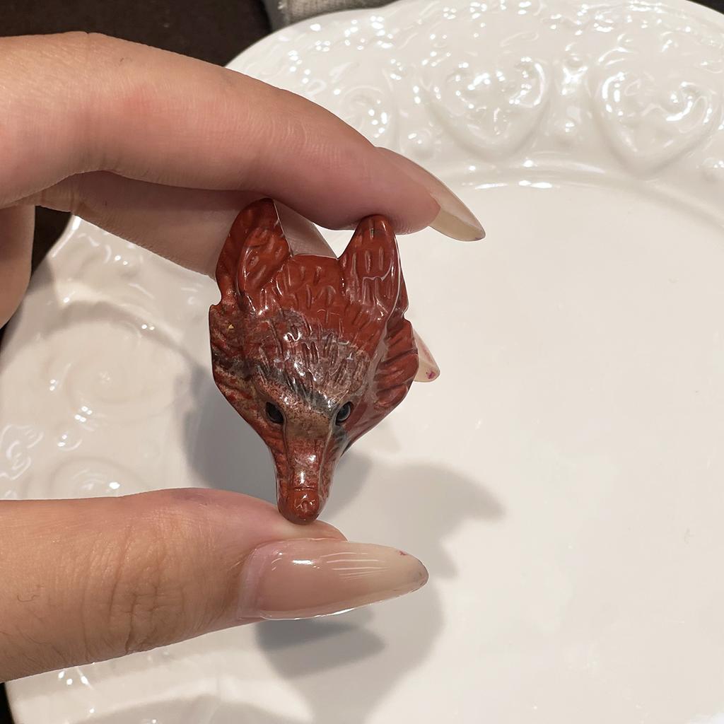 1Pc Natural Crystal Wolf Head Figurine 26×40mm Hand Carved Gemstone Animal Statue For Pocket Decor Crystal Collection