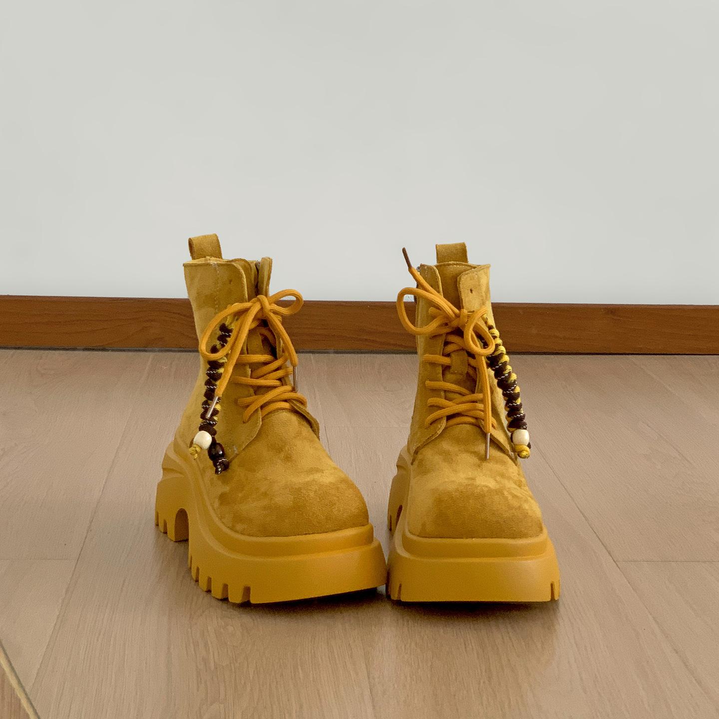 

Желтые ретро ботинки Мартин на толстой подошве, увеличивающие рост, в британском стиле, женские, новые летние 2025 года, высококачественные тонкие короткие ботинки 40 жёлтый