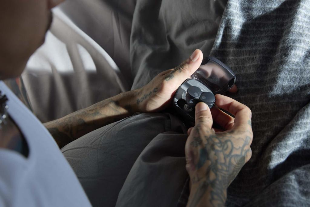 GR True Wireless Bluetooth Earbuds with Magnetic Up To 65 Hours of IP55 Waterproof and Low Latency Fast and Qi Wireless Green Audio-technica