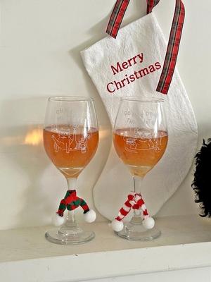 Elegantes Tisch-Sanfter Gangsterkatzen- Weinglas 4 Typen für Weihnachts-Hausparty