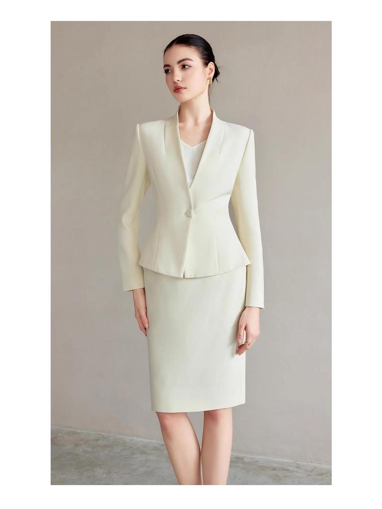 AD Women's Light-Colored Collarless Professional Suit Set - High-End Fashionable Formal Wear for Commuters