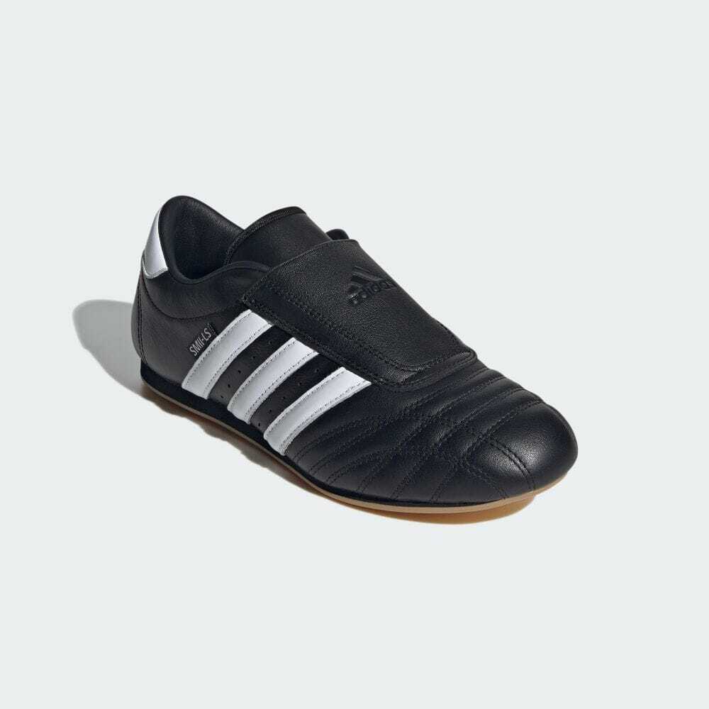 JQ4775 adidas Originals WMNS Taekwondo Core Black Footwear White Gum (Women s) 8W