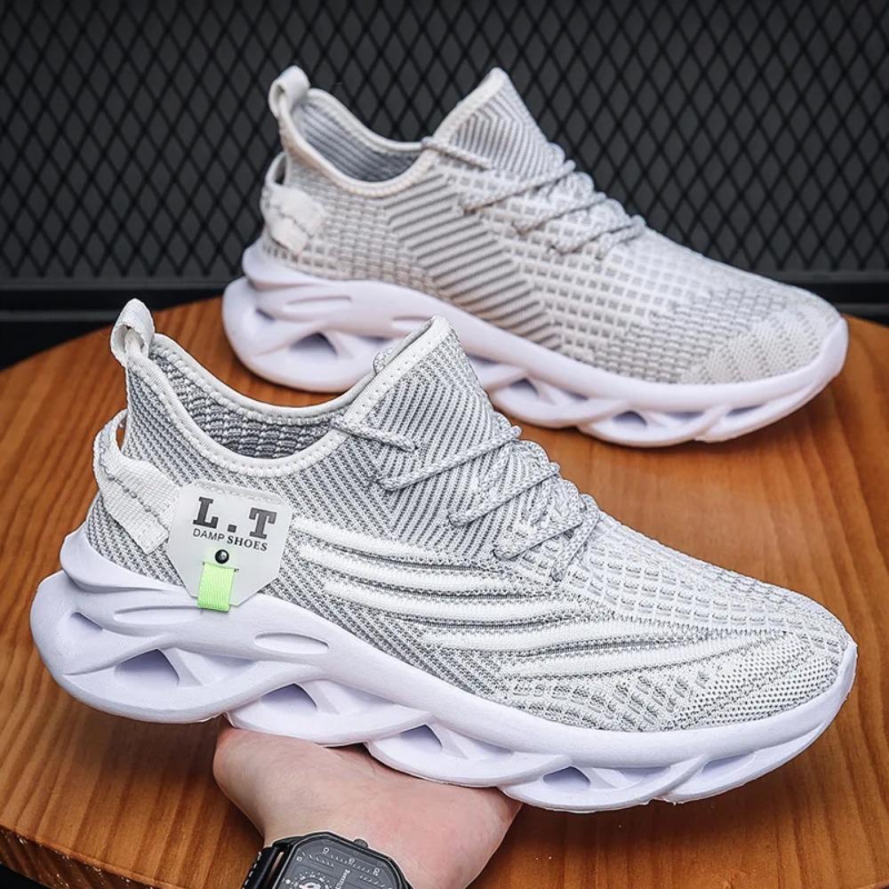 

Spring Autumn New Men s Shoes Casual running nonslip sneakers Fashion breathable mesh shoe Roundtoe comfort men footwear Zapatos 36