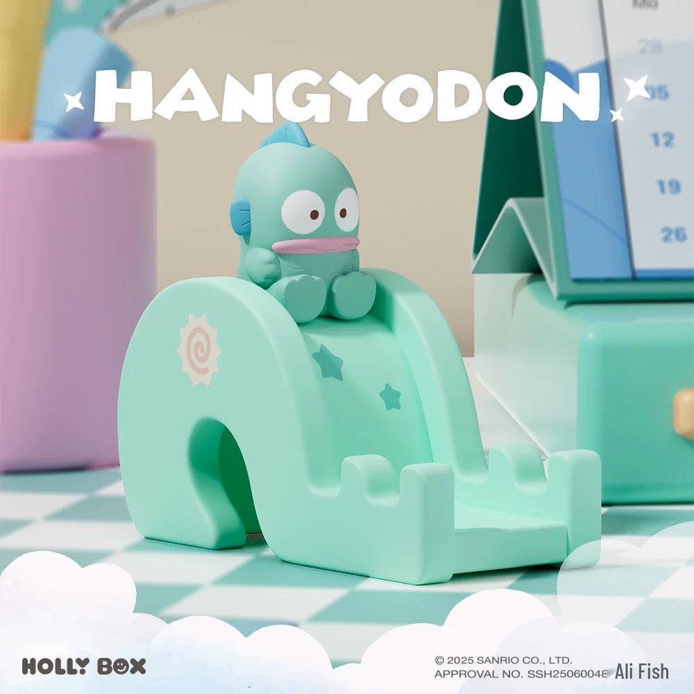 Sanrio Slide Phone Holder Series: Hello Kitty & Kuromi Figurines